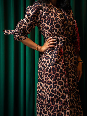 Tiger blush - front detail