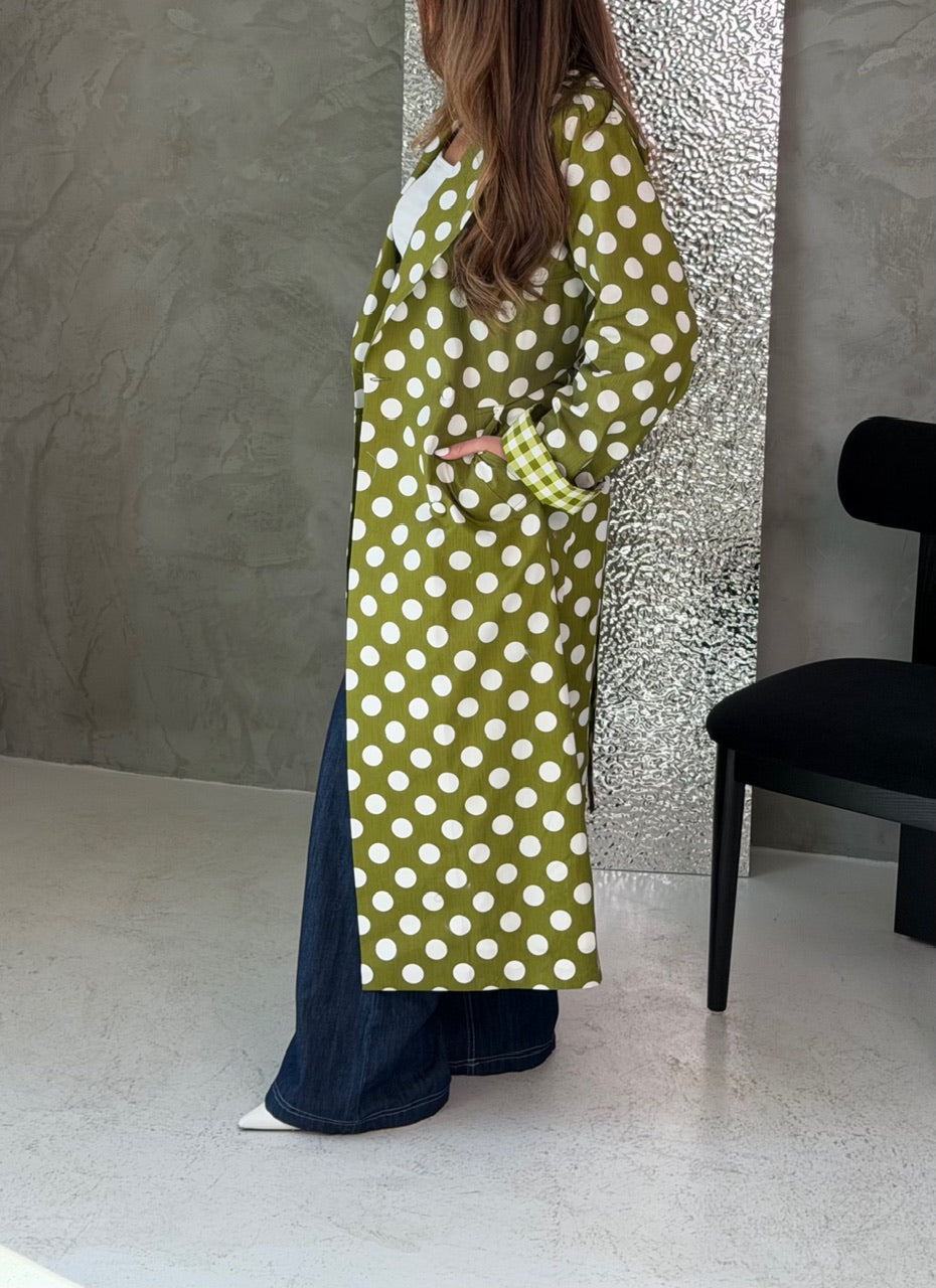 Polka trench